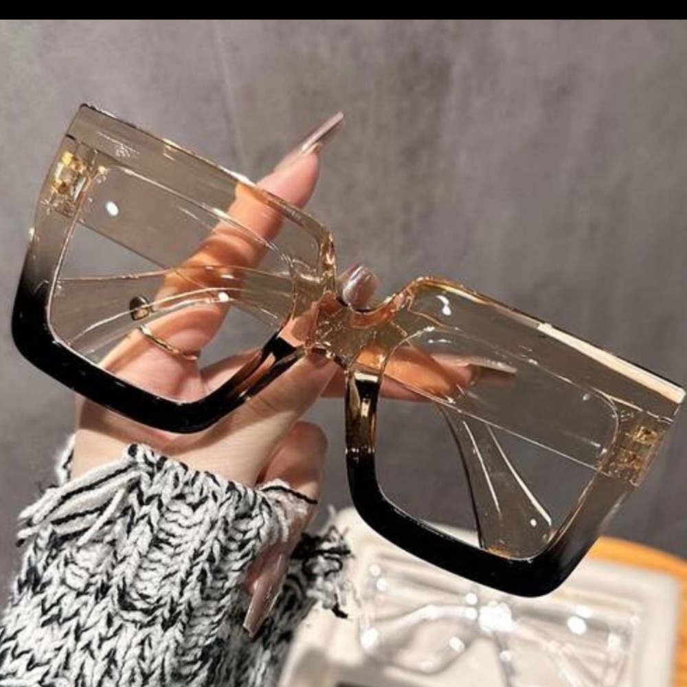 Champagne Ombre Glasses NEW 🏷️